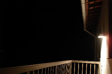 Figura 3: C�mera regulada para captar a sacada.
               ( l�mpada da sacada acesa )